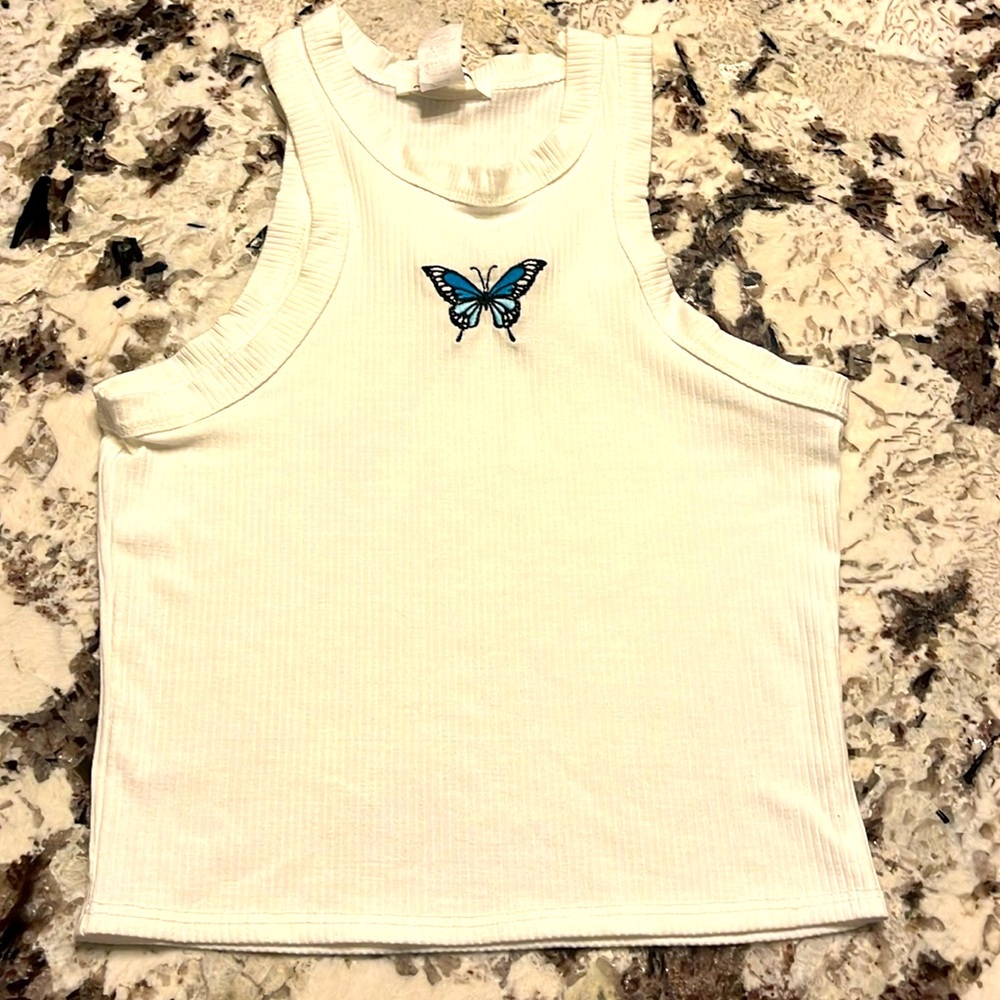 Medium crop tank NWT